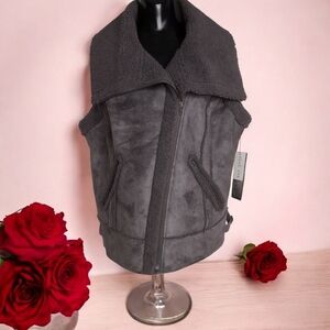 RUFF HEWN GREY‎ FAUX FUR VEST SIZE LARGE NWT